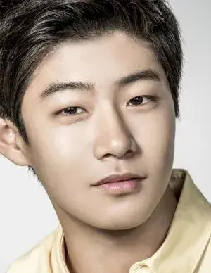 بیوگرافی Shin Ki Joon