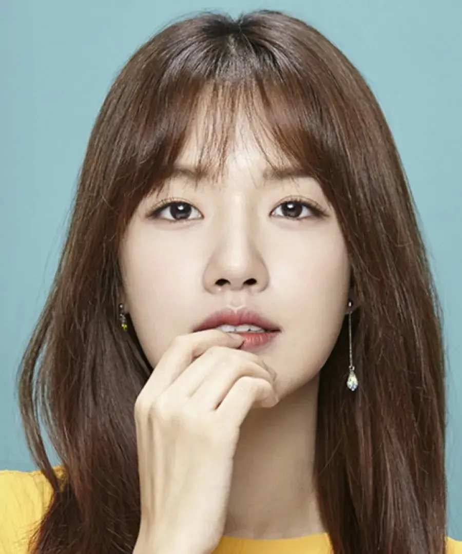 بیوگرافی Jo Yoon Seo