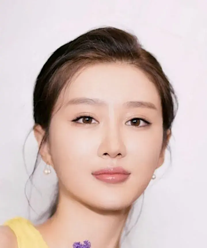 بیوگرافی Yu Zi Yang