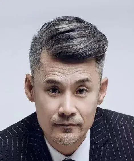 بیوگرافی Dong Xue Yong