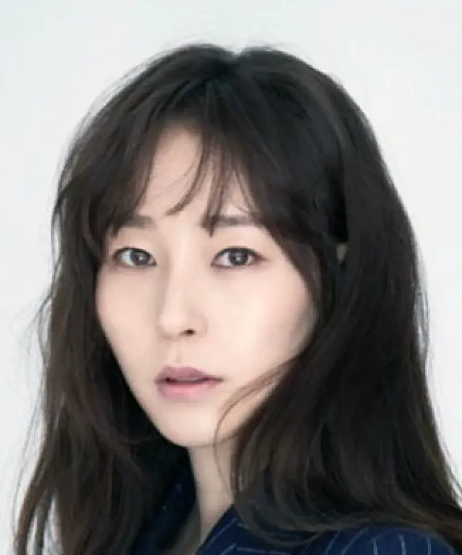 بیوگرافی Ok Ji Young