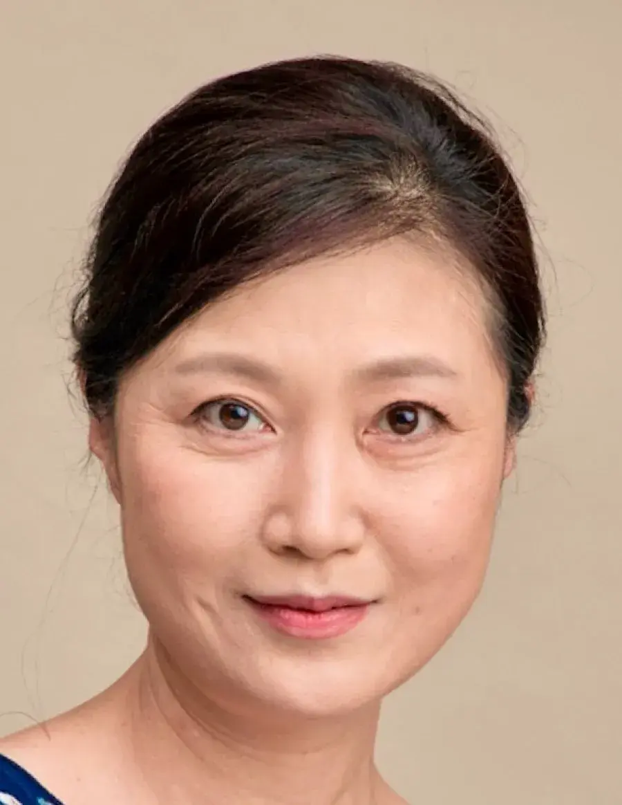 بیوگرافی Shin Hye Jung