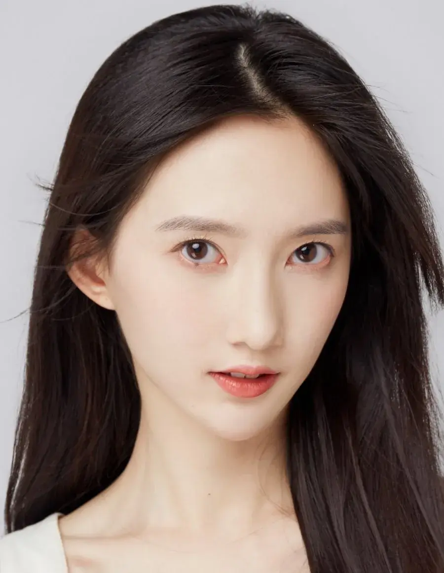 بیوگرافی Peng Ya Qi