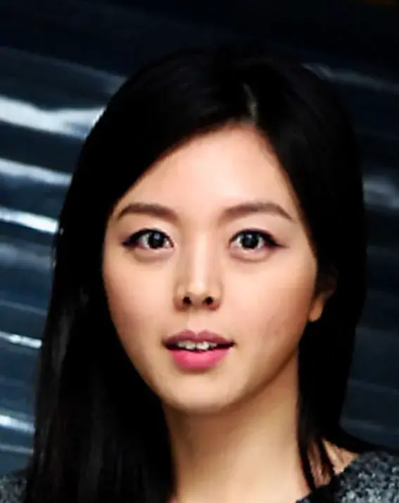 بیوگرافی Kim Jin Yi