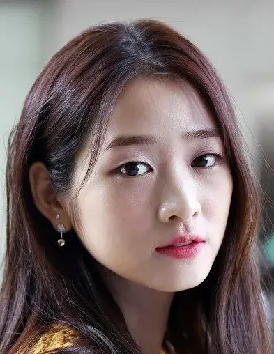 بیوگرافی Bae Noo Ri