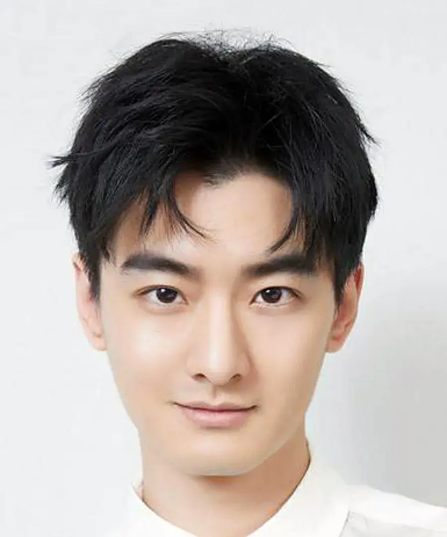 بیوگرافی Wang Ze Xuan