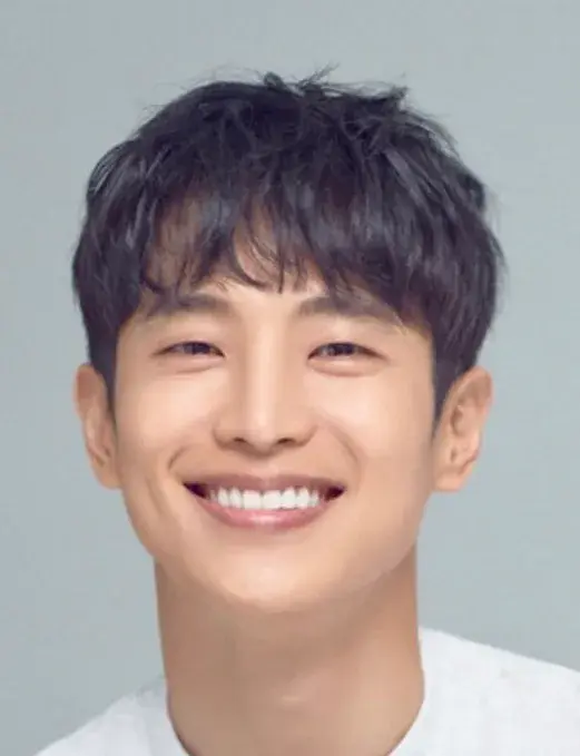 بیوگرافی Choi Sun Woong