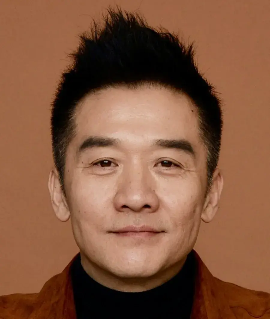 بیوگرافی Huang Zhi Zhong