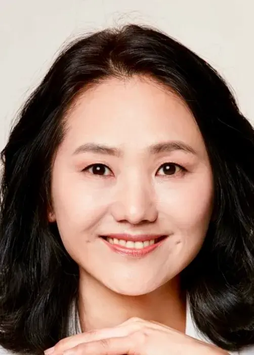 بیوگرافی Park Myung Shin