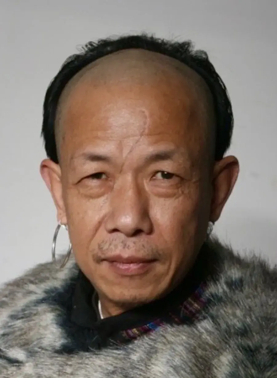 بیوگرافی Li Bao Min