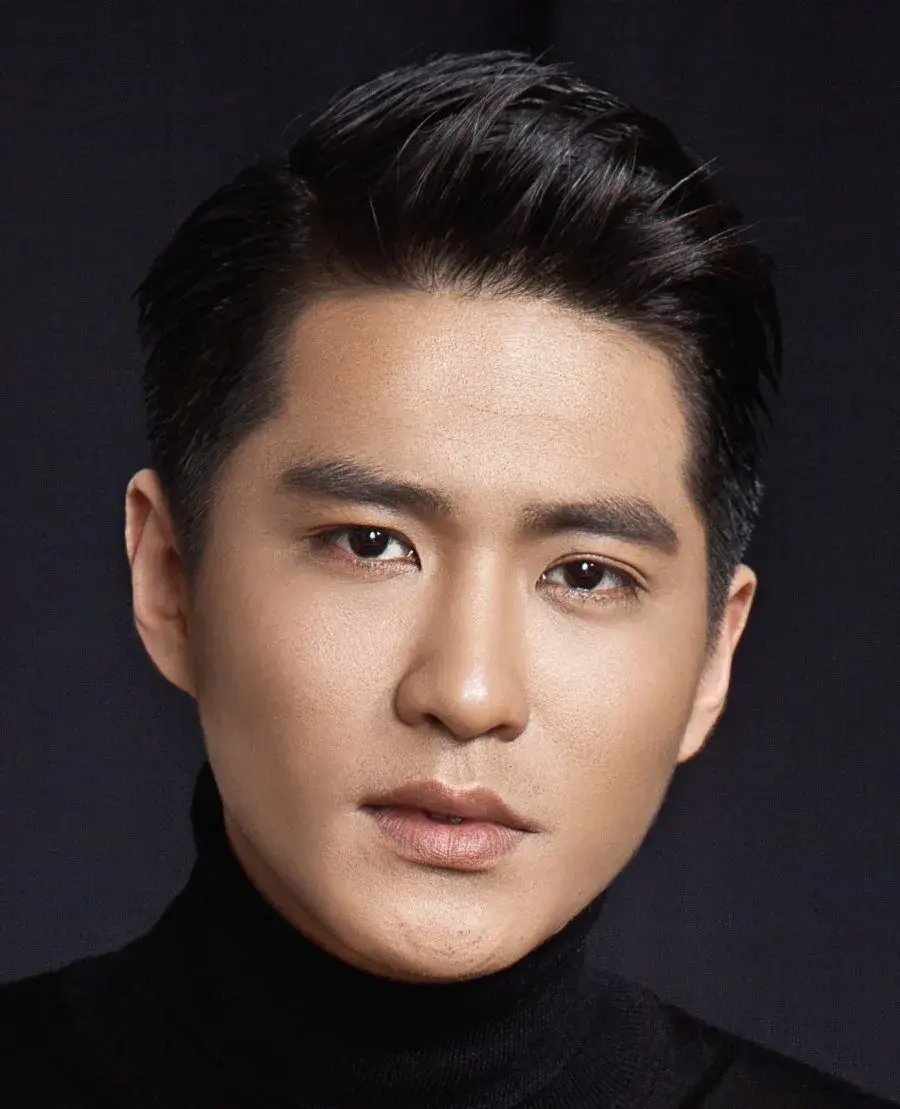 بیوگرافی Du Hou Jia