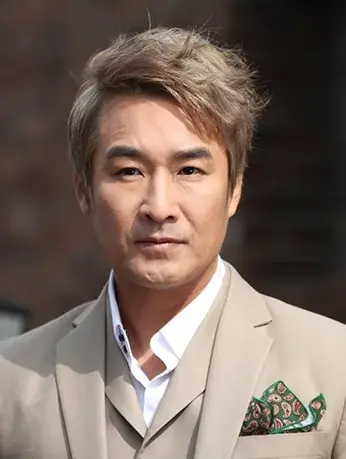 بیوگرافی Lee Chang Hoon