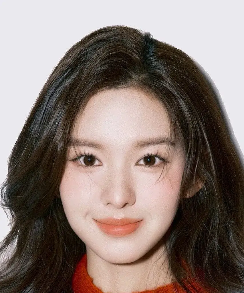 بیوگرافی Shen Jia Yu