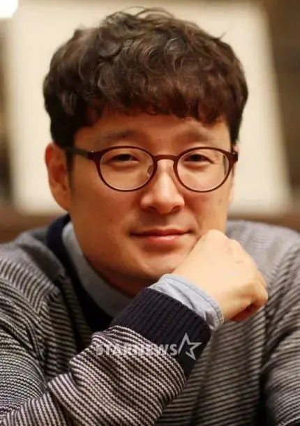 بیوگرافی Park Hoon Jung