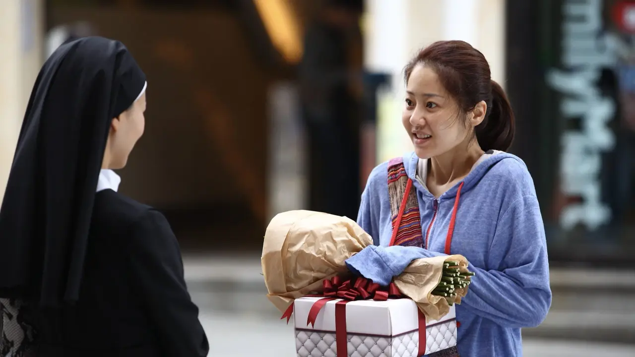 خانم توطئه‌گر با زیرنویس فارسی