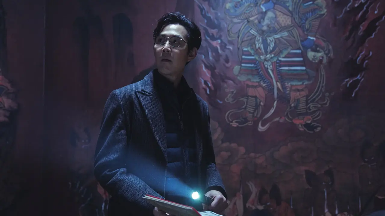 سواها: انگشت ششم با زیرنویس فارسی