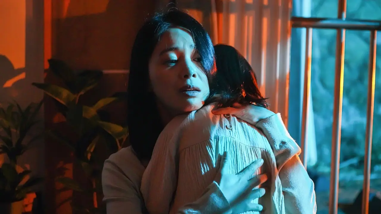 درهم شکسته با زیرنویس فارسی