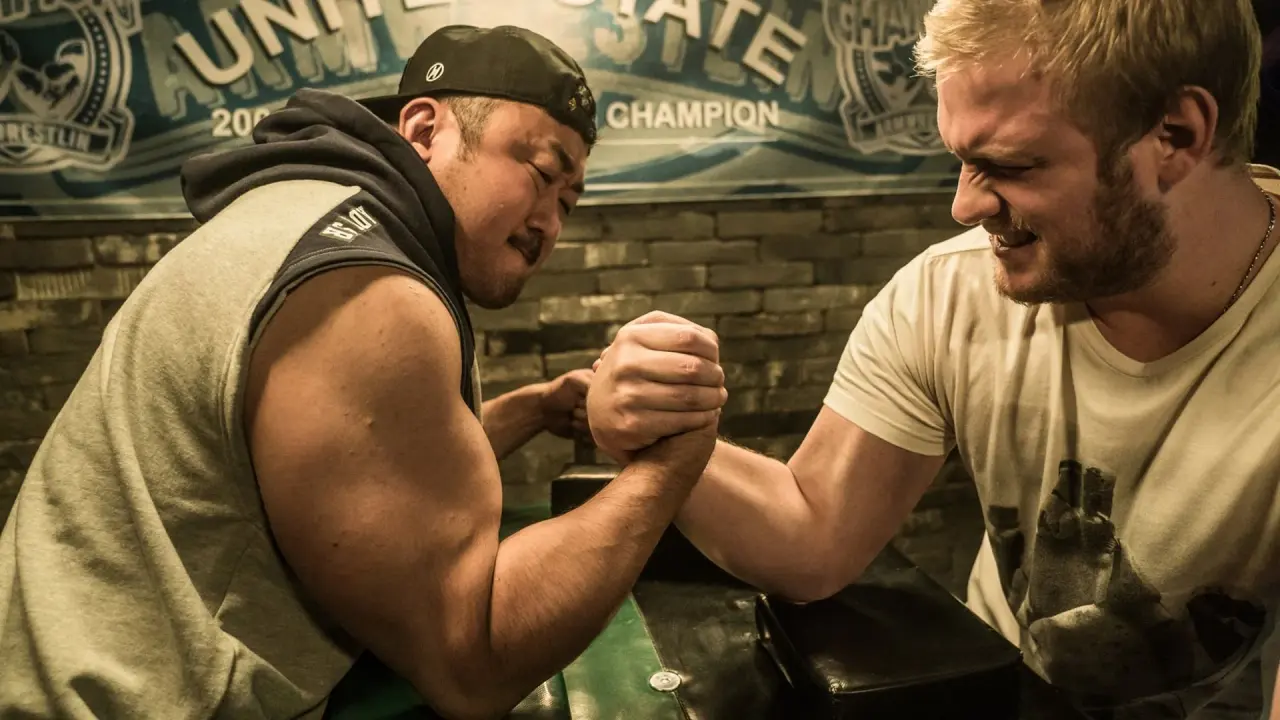 قهرمان با زیرنویس فارسی