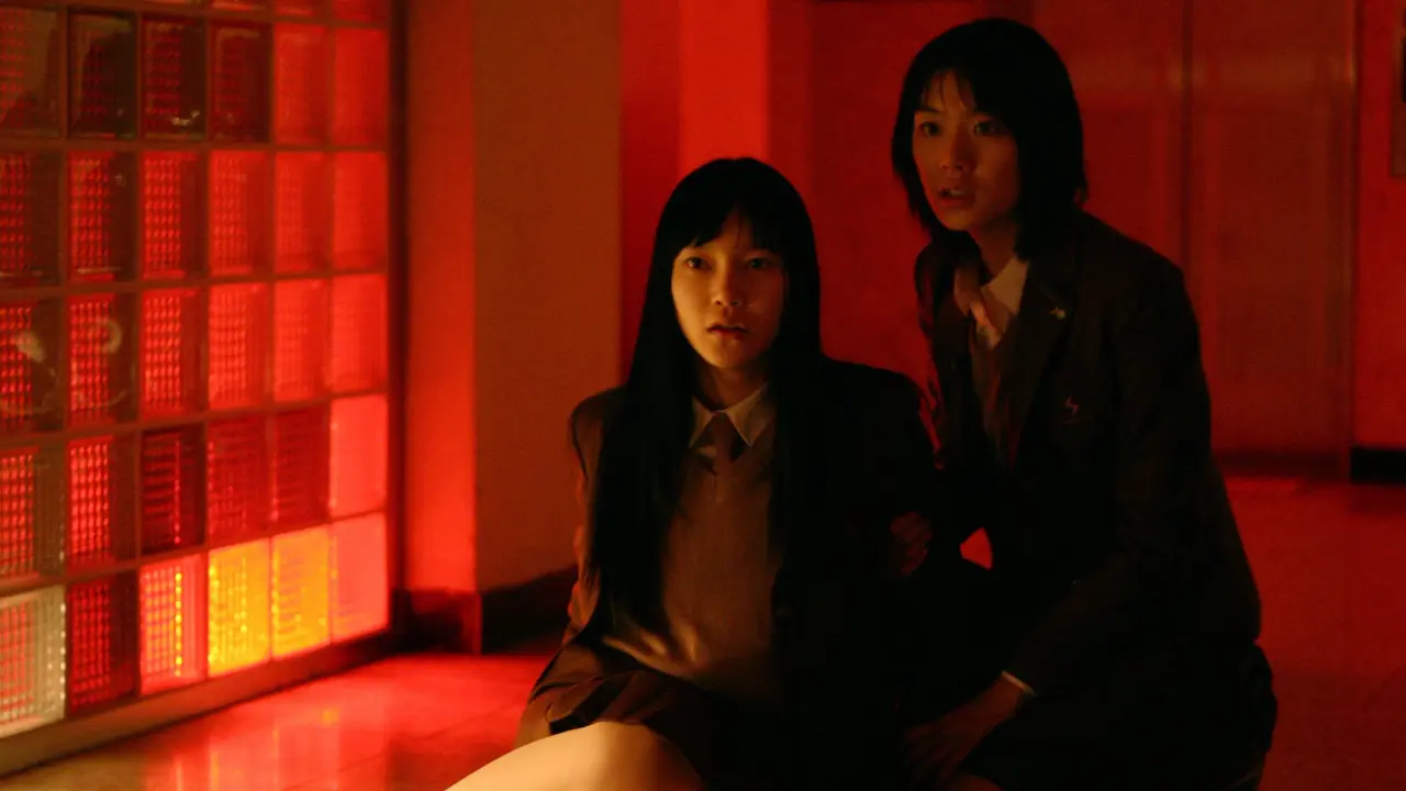 راهروهای نجوا 4 : صدای روح با زیرنویس فارسی