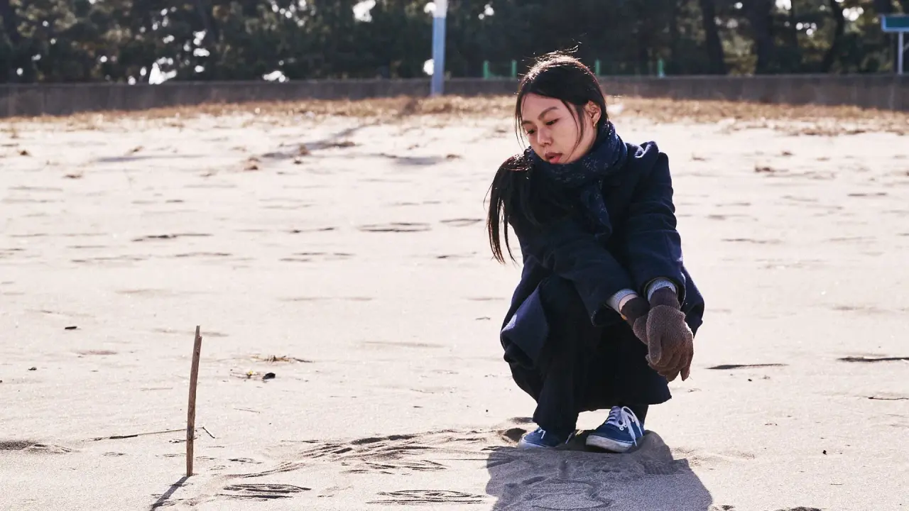 شبی تنها در ساحل با زیرنویس فارسی